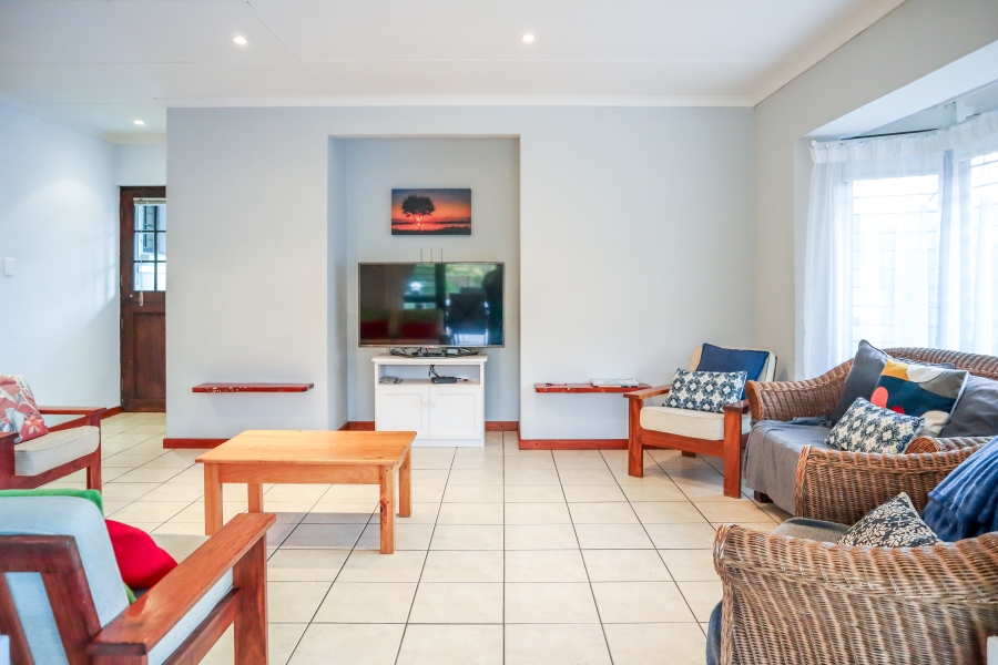3 Bedroom Property for Sale in The Island Western Cape